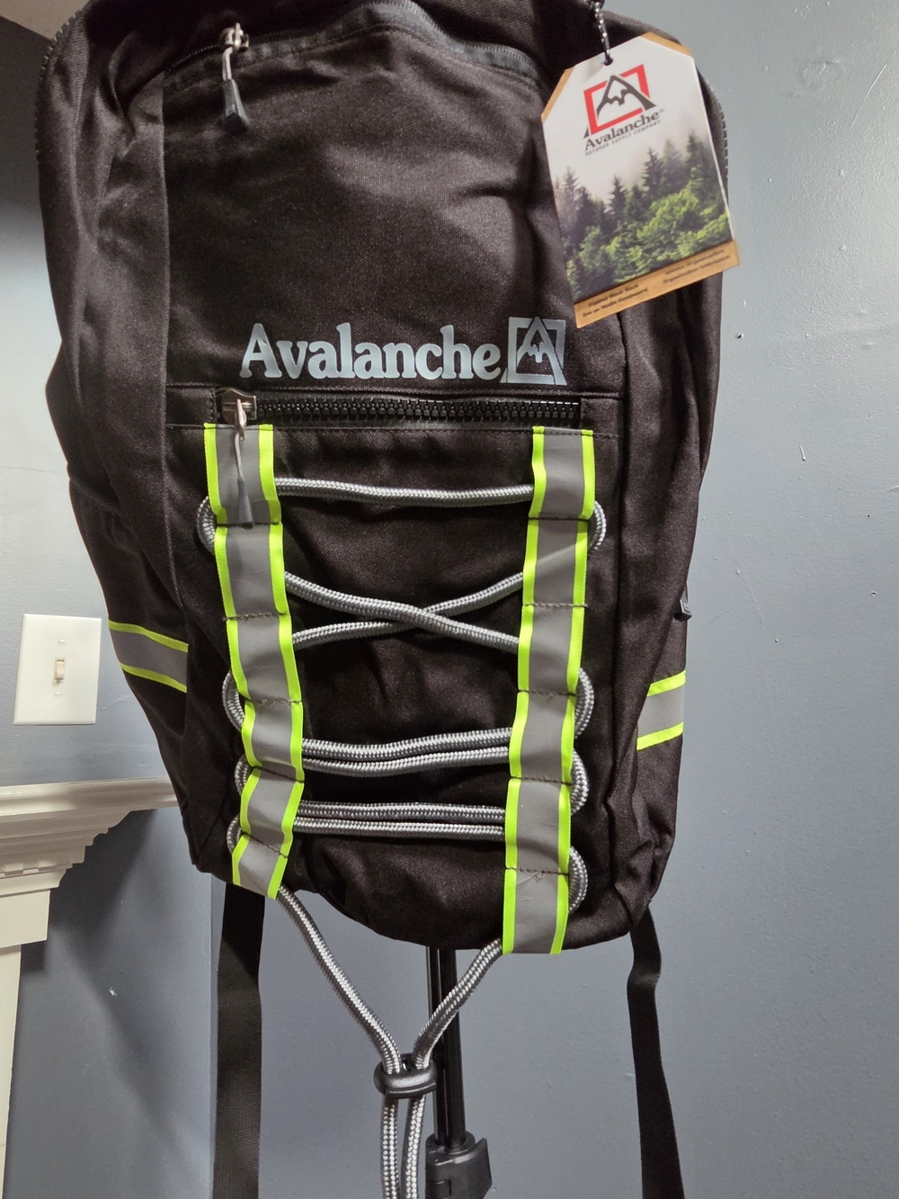 Avalanche, Hiking, Travel  Men's Black Backpack with Reflective Lime Accents NWT
